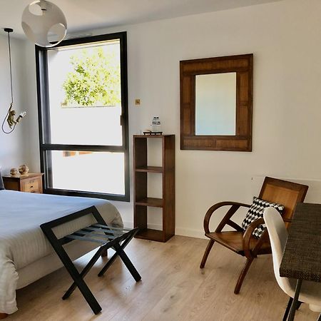 Hotelya - Lille Villeneuve D'Ascq Esterno foto