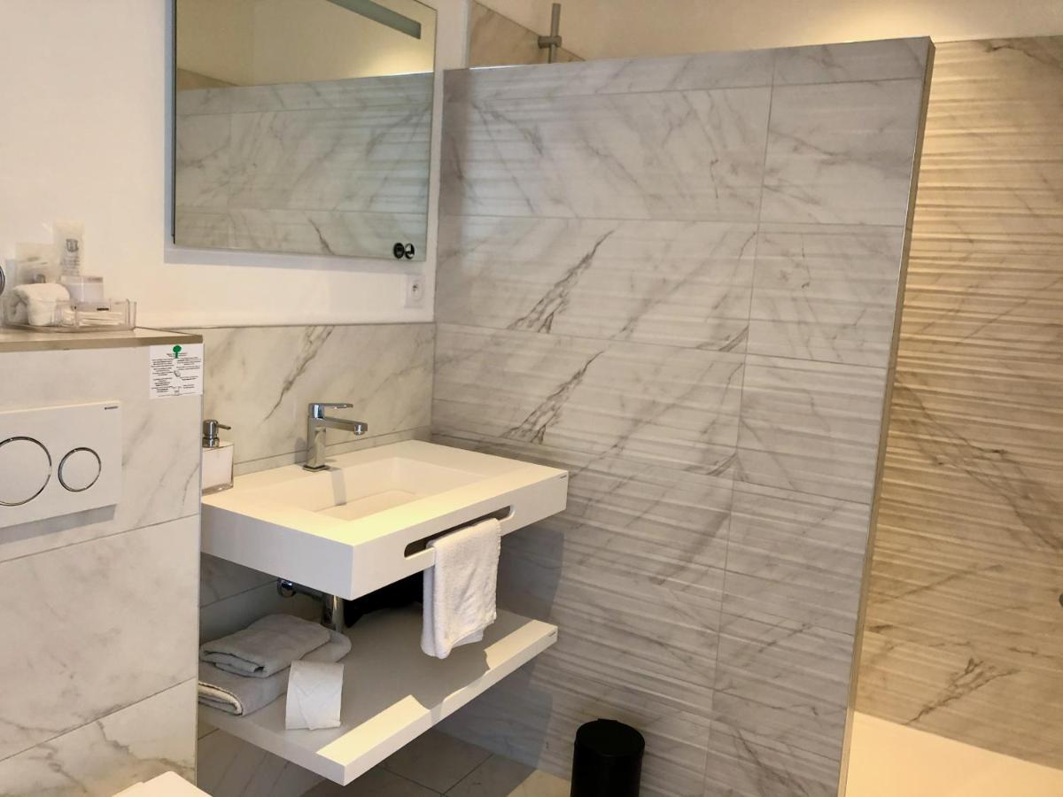 Hotelya - Lille Villeneuve D'Ascq Esterno foto